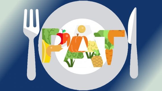 O Programa de Alimentação do Trabalhador (PAT) é uma iniciativa do governo brasileiro destinada a melhorar a qualidade nutricional dos trabalhadores. Empresas que aderem ao PAT oferecem refeições balanceadas ou vales-refeição aos seus funcionários, promovendo a saúde e o bem-estar no ambiente de trabalho. Além de contribuir para a saúde dos trabalhadores, o PAT também traz benefícios fiscais para as empresas participantes, que podem deduzir parte dos gastos com alimentação no imposto de renda. A adesão ao PAT demonstra o compromisso da empresa com a qualidade de vida de seus colaboradores, resultando em maior satisfação e produtividade no ambiente de trabalho.