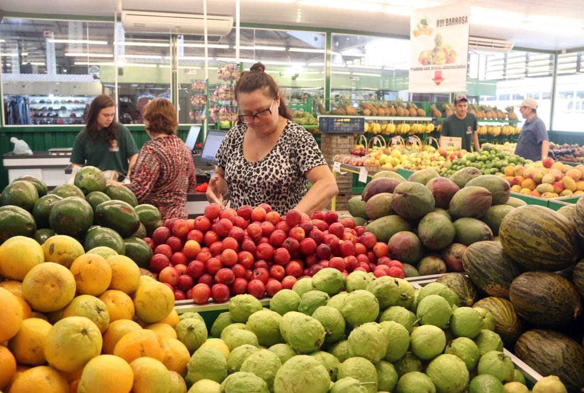 NUTRICIONISTA EM SACOLÃO