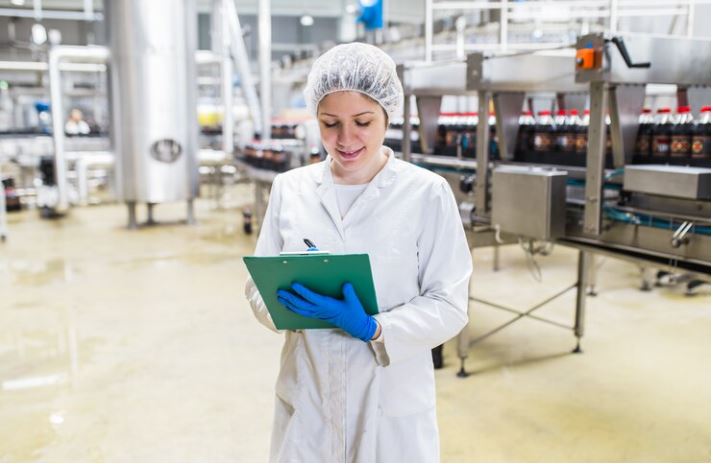 Segurança alimentar reforçada com consultoria sanitária de alimentos em São Paulo. Cozinha aprovada após consultoria sanitária de alimentos em São Paulo.